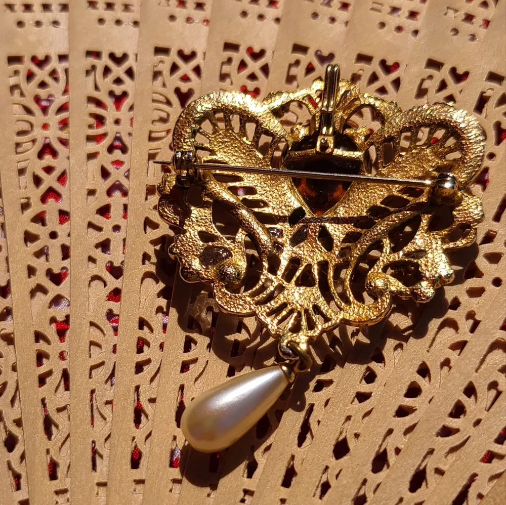Vintage Gold and Brown Brooch with Pearl Accent